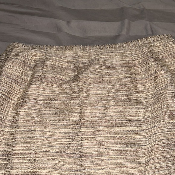 Ladies Tweed Skirt - Picture 3 of 6